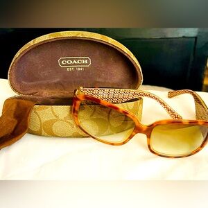 Coach sunglasses with coach case. Great condition